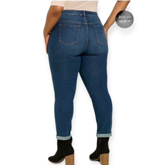 Torrid 20 NWT Boyfriend Straight Jeans Mid Rise Womens Stretch New With Tags - Picture 2 of 16